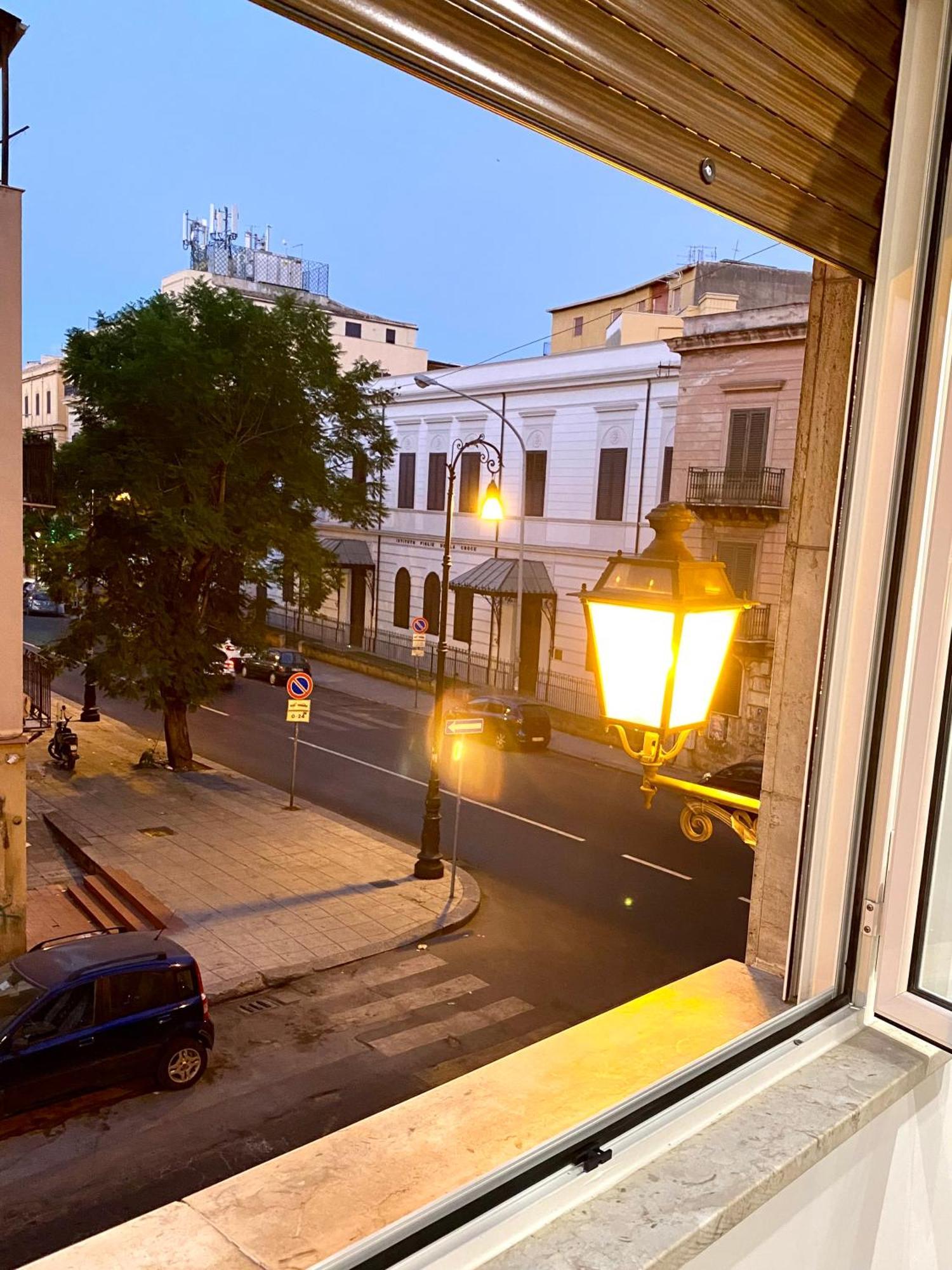 Galka Rooms Palermo Eksteriør billede