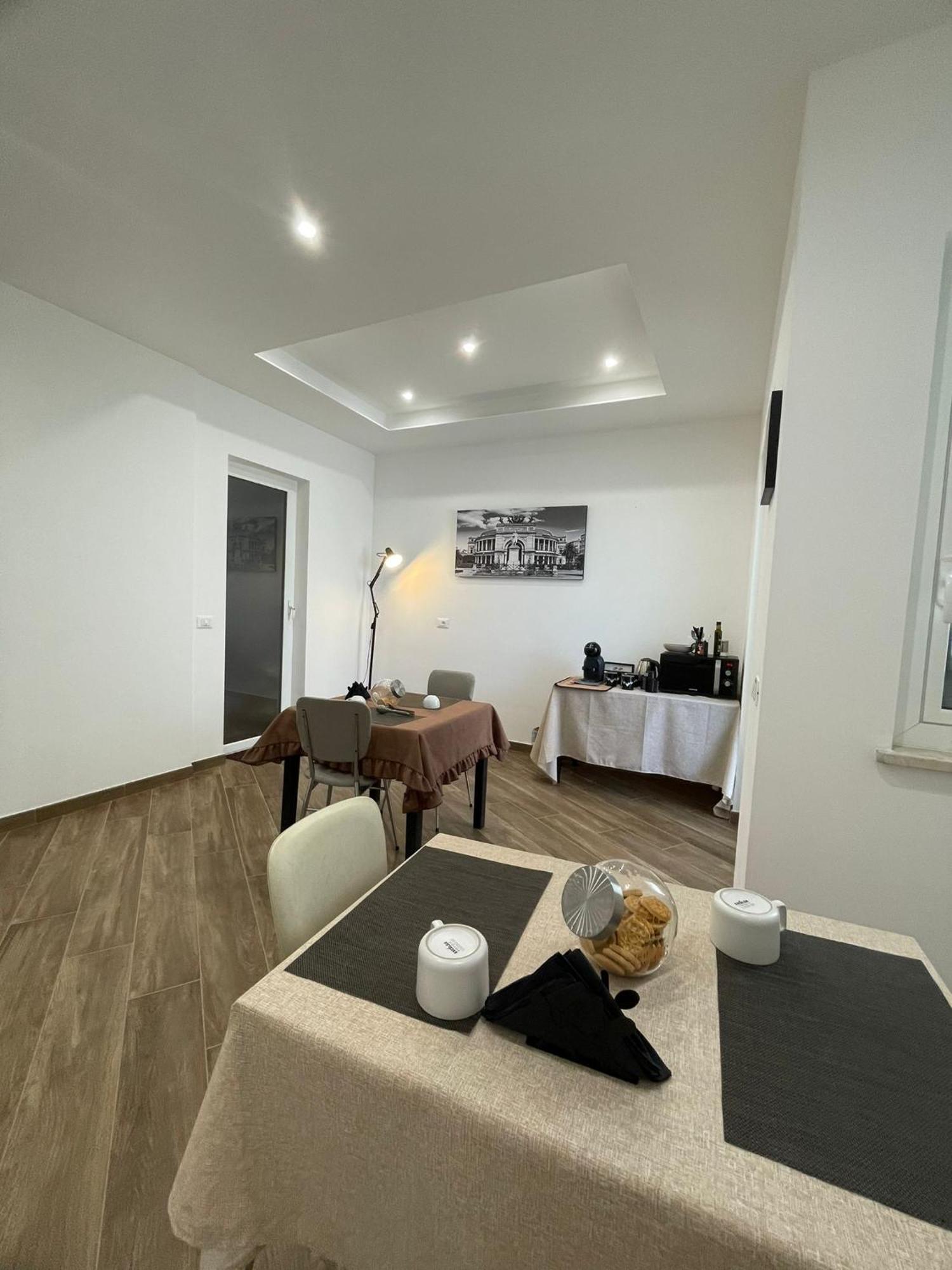 Galka Rooms Palermo Eksteriør billede